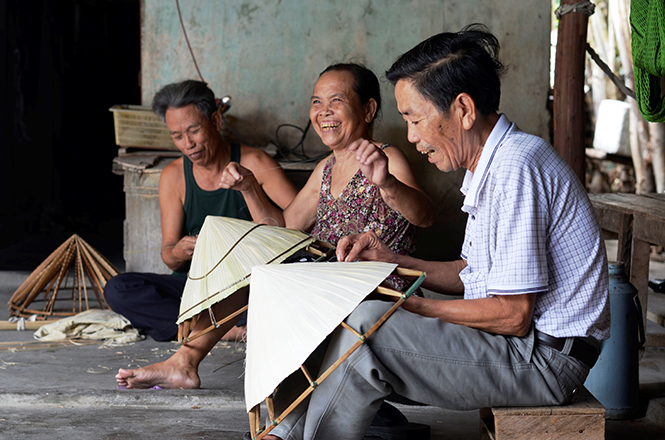Thế hệ người già làng Thổ Ngọa còn lại rất ít người hát được điệu hát phường nón.