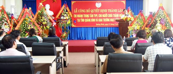 Đồng chí Nguyễn Tiến Hoàng, TUV, Phó Chủ tịch UBND tỉnh phát biểu tại buổi lễ.                                                              