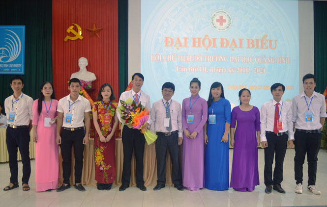 Ra mắt Ban chấp hành Hội Chữ thập đỏ Trường đại học Quảng Bình nhiệm kỳ 2013-2016