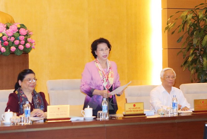Chủ tịch Quốc hội Nguyễn Thị Kim Ngân chủ trì Phiên họp thứ 4 của Ủy ban Thường vụ Quốc hội khóa XIV. (Ảnh: Trọng Đức/TTXVN)