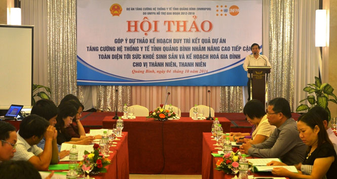 Đồng chí Nguyễn Xuân Quang, Phó Chủ tịch Thường trực UBND, Trưởng ban chỉ đạo tỉnh phát biểu tại hội thảo