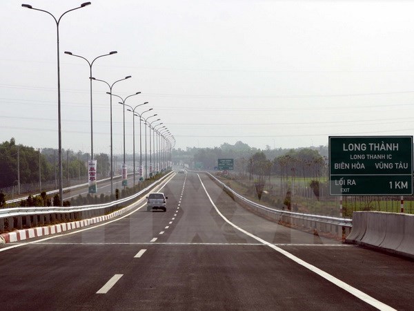 Dự án đường cao tốc Thành phố Hồ Chí Minh-Long Thành-Dầu Giây. (Ảnh: Hoàng Hải/TTXVN)