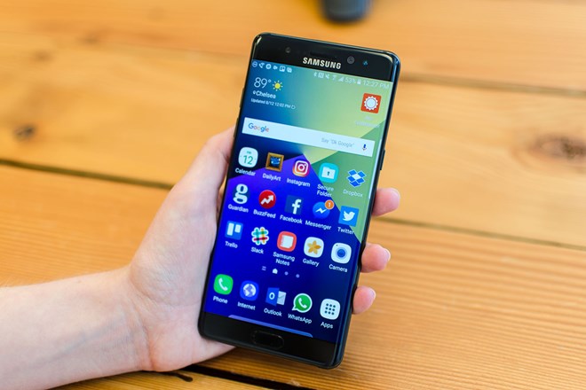 Sáng sớm 11-10, Samsung đã ra quyết định ngừng bán trên toàn thế giới tất cả sản phẩm điện thoại Galaxy Note 7 bao gồm cả điện thoại thay thế mới. Tuy không không sử dụng từ 