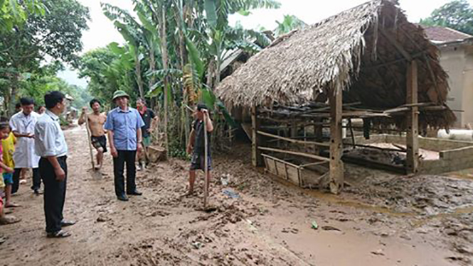  Ngành Y tế chỉ đạo khắc phục hậu quả mưa lũ tại xã Thạch Hoá