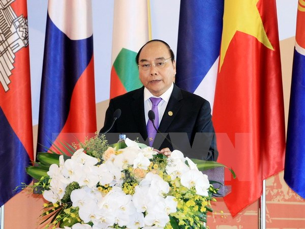 Thủ tướng Nguyễn Xuân Phúc phát biểu khai mạc hội nghị. (Nguồn: TTXVN)