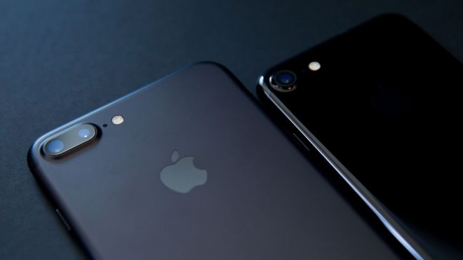Apple dự kiến sẽ cho ra mắt mẫu iPhone được thiết kế hoàn toàn mới nhân kỷ niệm 10 năm iPhone vào năm 2017.
