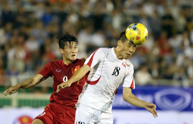 Công Vinh trong màu áo đội tuyển VN đá giao hữu thắng đội tuyển CHDCND Triều Tiên 5-2 trên sân Thống Nhất. Ảnh: N.K