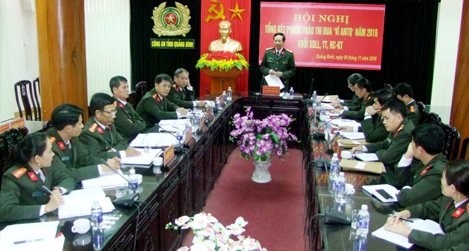 Hội nghị tổng kết phong trào thi đua khối xây dựng lực lượng năm 2016 Công an tỉnh Quảng Bình