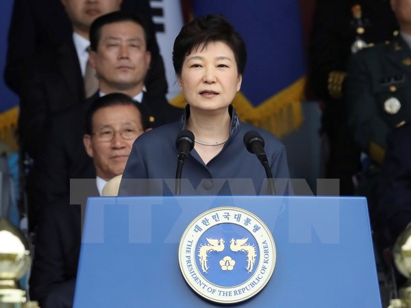 Tổng thống Hàn Quốc Park Geun-hye phát biểu tại Gyeryong ngày 1-10. (Nguồn: EPA/TTXVN)