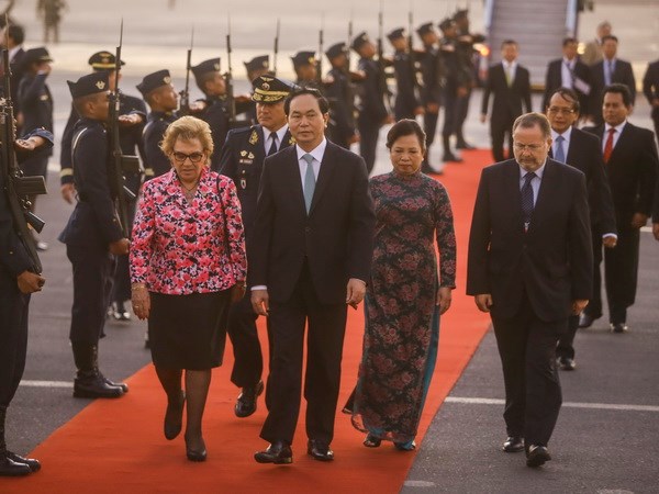 Chủ tịch nước Trần Đại Quang và Phu nhân tới Peru dự APEC. (Nguồn: Vụ thông tin báo chí)