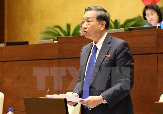Thượng tướng, Bộ trưởng Bộ Công an Tô Lâm giải trình ý kiến của đại biểu Quốc hội. (Ảnh: Phương Hoa/TTXVN)