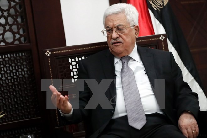 Tổng thống Palestine Mahmoud Abbas trả lời báo giới tại thành phố Ramallah, Bờ Tây ngày 11-4. (Nguồn: AFP/TTXVN)