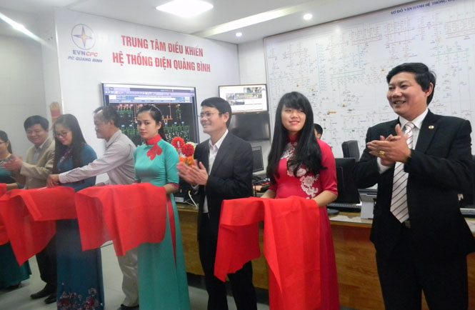Lễ cắt băng khai trương TTĐK và hệ thống thông tin SCADA tỉnh Quảng Bình         