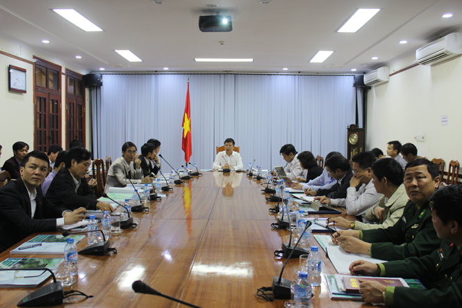 Đồng chí Nguyễn Hữu Hoài, Phó Bí thư Tỉnh ủy, Chủ tịch UBND tỉnh phát biểu kết luận tại hội nghị.