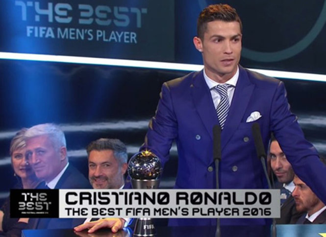 Ronaldo - Cầu thủ xuất sắc nhất FIFA 2016. Ảnh: Getty Images