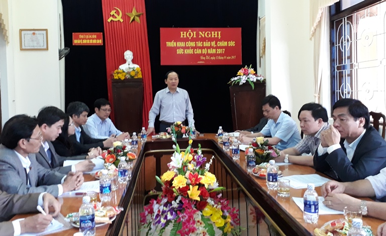Đồng chí Trần Xuân Vinh, Uỷ viên Ban Thường vụ, Trưởng ban Tổ chức Tỉnh uỷ, Trưởng Ban BVCSSKCB phát biểu kết luận hội nghị