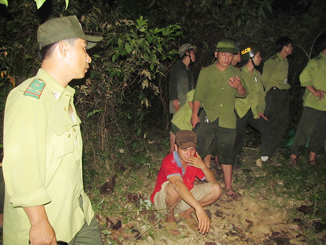  Lực lượng liên ngành truy quét lâm tặc khu vực giáp ranh Quảng Bình-Quảng Trị.