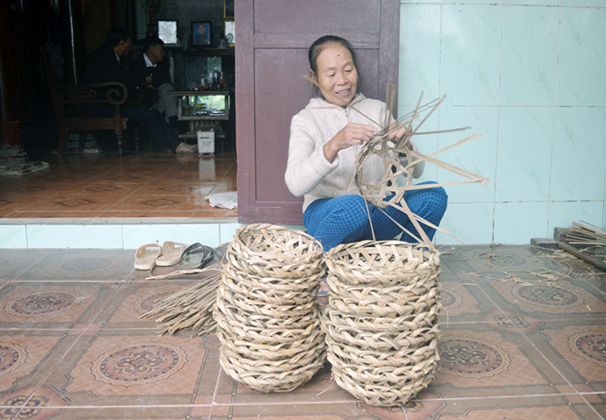 Kiềng là sản phẩm làm nhanh và ít tốn công sức nhất trong nghề đan lát.