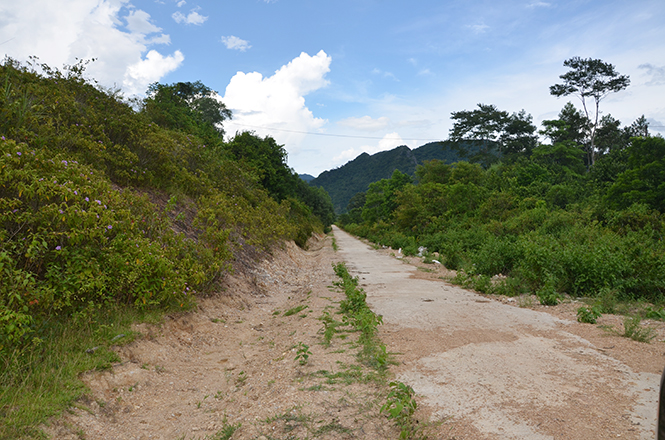 Một tuyến đường ở xã Trọng Hóa (Minh Hóa) được hỗ trợ vốn xây dựng