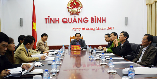 Đồng chí Lê Minh Ngân, Tỉnh ủy viên, Phó Chủ tịch UBND tỉnh chủ trì hội nghị tại điểm cầu tỉnh Quảng Bình.