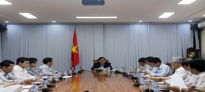 Đồng chí Nguyễn Xuân Quang, Uỷ viên Ban Thường vụ Tỉnh uỷ, Phó chủ tịch Thường trực UBND tỉnh kết luận tại buổi làm việc.