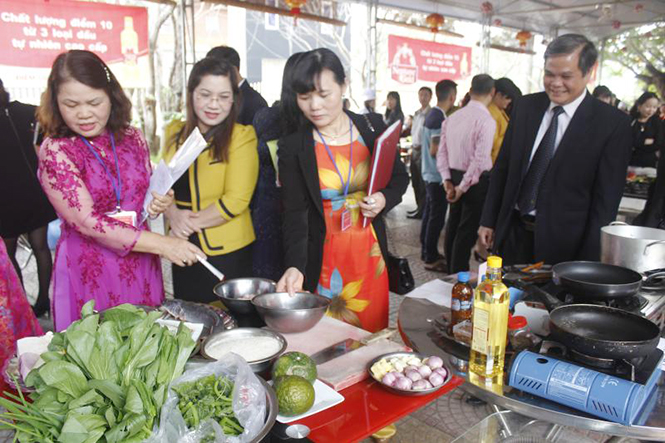 Hội thi nấu ăn được nhiều cấp công đoàn cơ sở tổ chức sôi nổi.