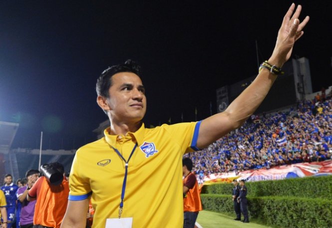 HLV Kiatisak chia tay tuyển Thái Lan. Ảnh: AFC