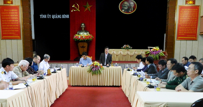 Đồng chí Cao Văn Định, Uỷ viên Ban Thường vụ Tỉnh ủy, Trưởng Ban Tuyên giáo Tỉnh ủy phát biểu tại buổi làm việc