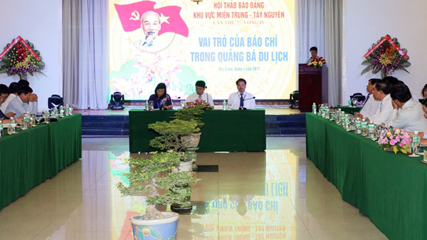 Hội thảo báo Đảng khu vực miền Trung-Tây Nguyên lần thứ 7 (vòng IV) với chủ đề 