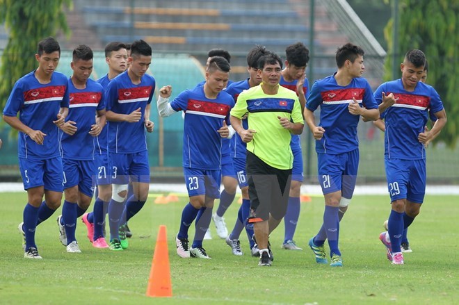 Các tuyển thủ U20 Việt Nam trong một buổi tập. (Ảnh: Quốc Khánh/TTXVN)
