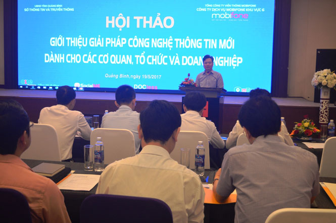 Đồng chí Nguyễn Tiến Hoàng phát biểu tại buổi hội thảo