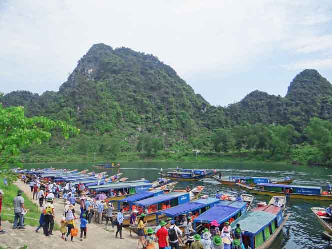 Lượng khách du lịch đến Phong Nha - Kẻ Bàng tăng mạnh trong 5 tháng đầu năm