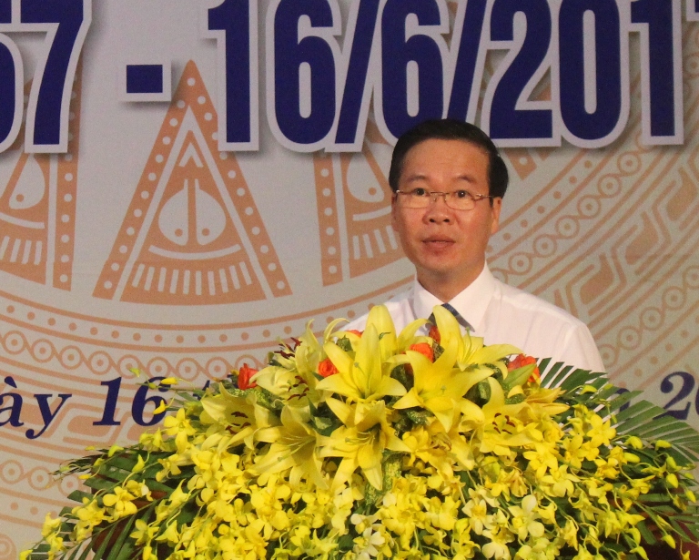 Đồng chí Trưởng ban Tuyên giáo Trung ương Võ Văn Thưởng phát biểu tại lễ kỷ niệm