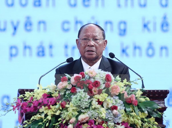 Chủ tịch Quốc hội Campuchia Samdech Heng Samrin phát biểu tại buổi lễ. (Ảnh: Trọng Đức/TTXVN)
