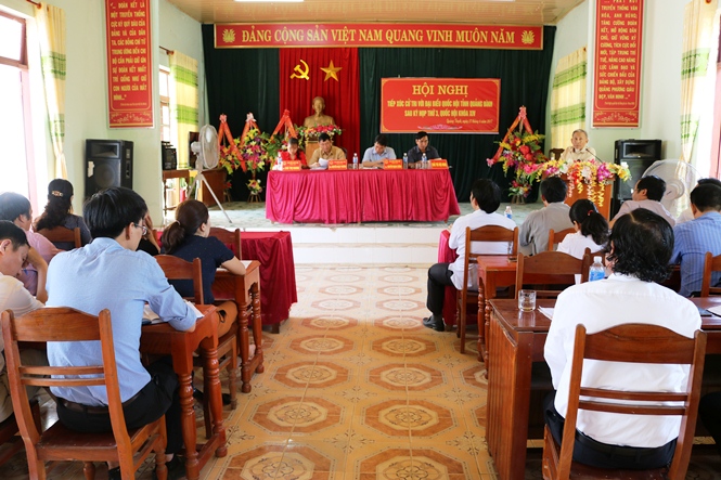  Đại biểu Quốc hội tiếp xúc với cử tri huyện Quảng Trạch tại xã Quảng Phương sau kỳ họp thứ 3, Quốc hội khóa XIV.