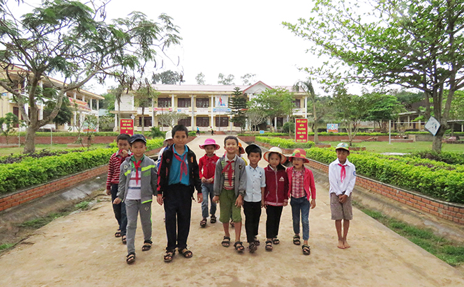  Trường tiểu học Quảng Thạch cần có mô hình bán trú để chăm sóc, quản lý học sinh an toàn.