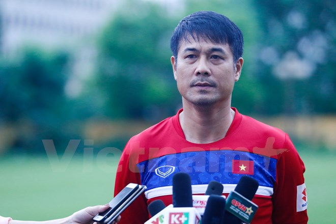 Huấn luyện viên Hữu Thắng cần các cầu thủ U20 Việt Nam thể hiện nhiều hơn. (Ảnh: Minh Chiến/Vietnam+)