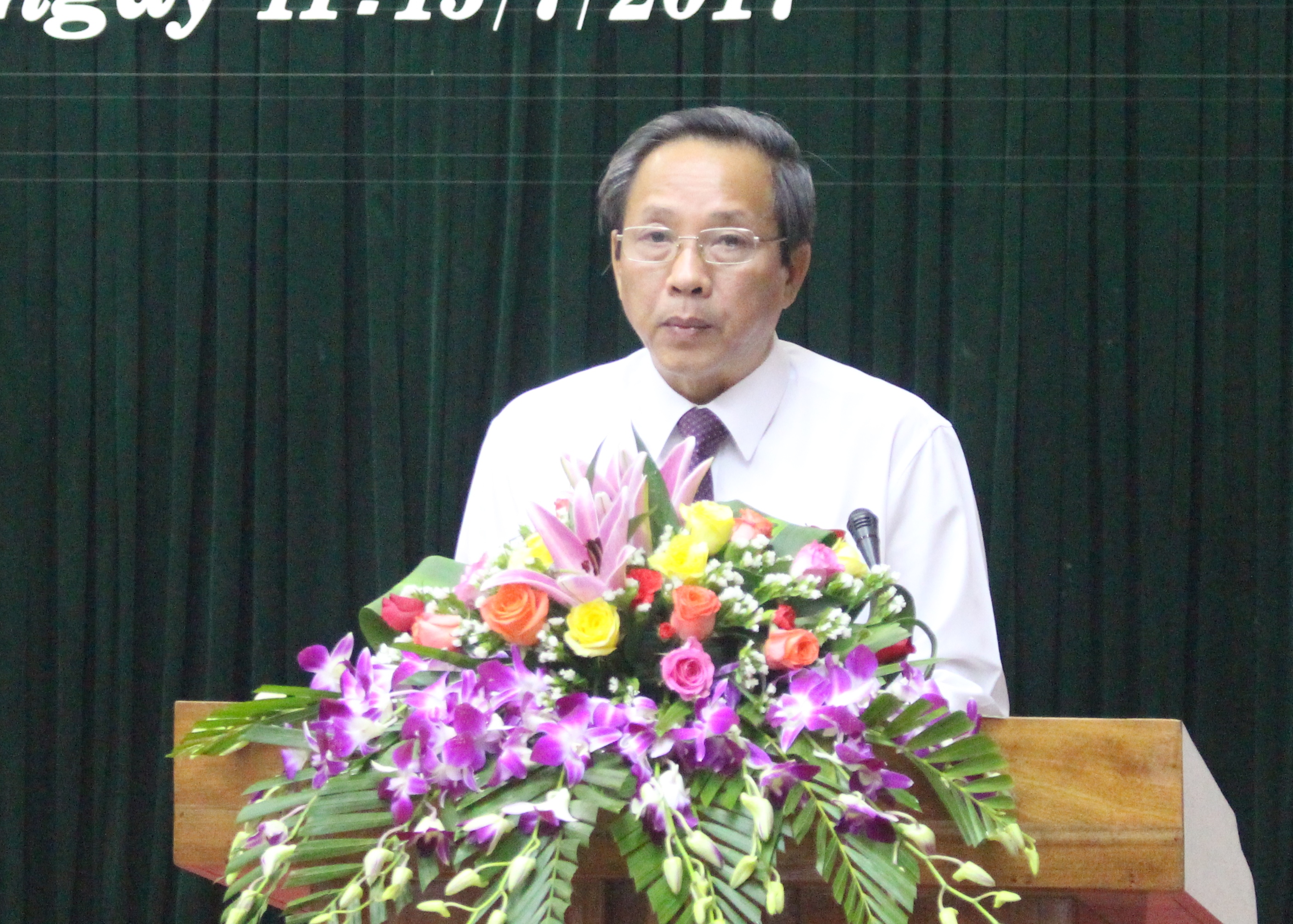 Đồng chí Chủ tịch HĐND tỉnh Hoàng Đăng Quang phát biểu khai mạc kỳ họp