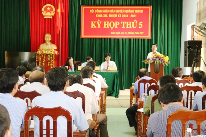 HĐND huyện Quảng Trạch khóa XIX tổ chức kỳ họp thứ 5, nhiệm kỳ 2016 -2021