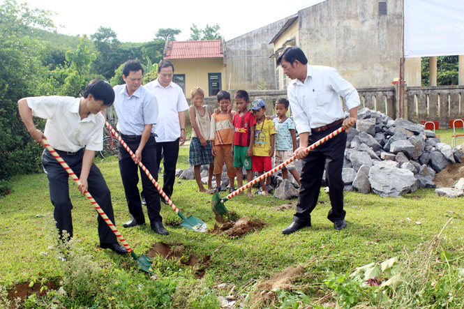 Lễ khởi công xây dựng phòng học tại bản Lâm Ninh, xã Trường Xuân, Quảng Ninh