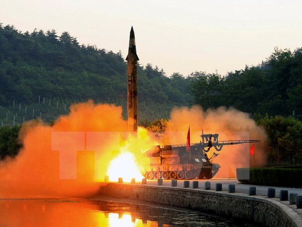 Một vụ thử tên lửa đạn đạo của Triều Tiên. (Nguồn: EPA/TTXVN)