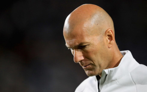  HLV Zidane đang đau đầu về hàng công của Real (Ảnh: Getty).