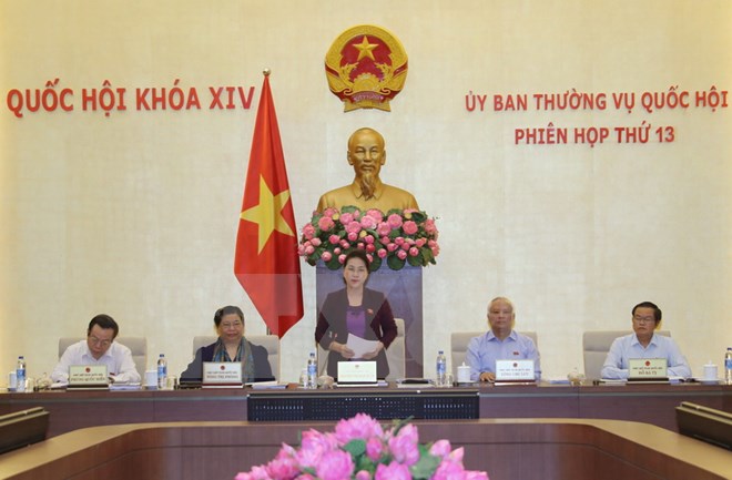 Chủ tịch Quốc hội Nguyễn Thị Kim Ngân chủ trì và phát biểu khai mạc Phiên họp thứ 13 của Ủy ban Thường vụ Quốc hội. (Ảnh: Trọng Đức/TTXVN)