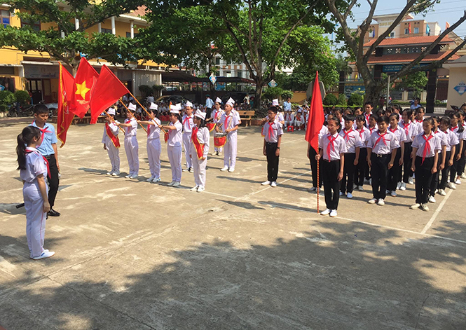 Hội thi nghi thức Đội TNTP Hồ Chí Minh chào mừng Đại hội Đoàn TNCS Hồ Chí Minh thị xã Ba Đồn lần thứ XIX, nhiệm kỳ 2017-2022.