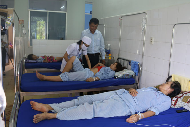 Bệnh viện Đa khoa Bố Trạch đang tập trung công tác điều trị cho bệnh nhân SXH.