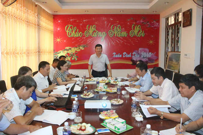 Đồng chí Trần Tiến Dũng, Tỉnh ủy viên, Phó Chủ tịch UBND tỉnh kết luận lại buổi làm việc.   