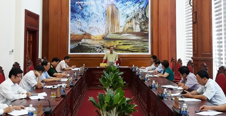 Đồng chí Bí thư Tỉnh uỷ Hoàng Đăng Quang phát biểu kết luận hội nghị