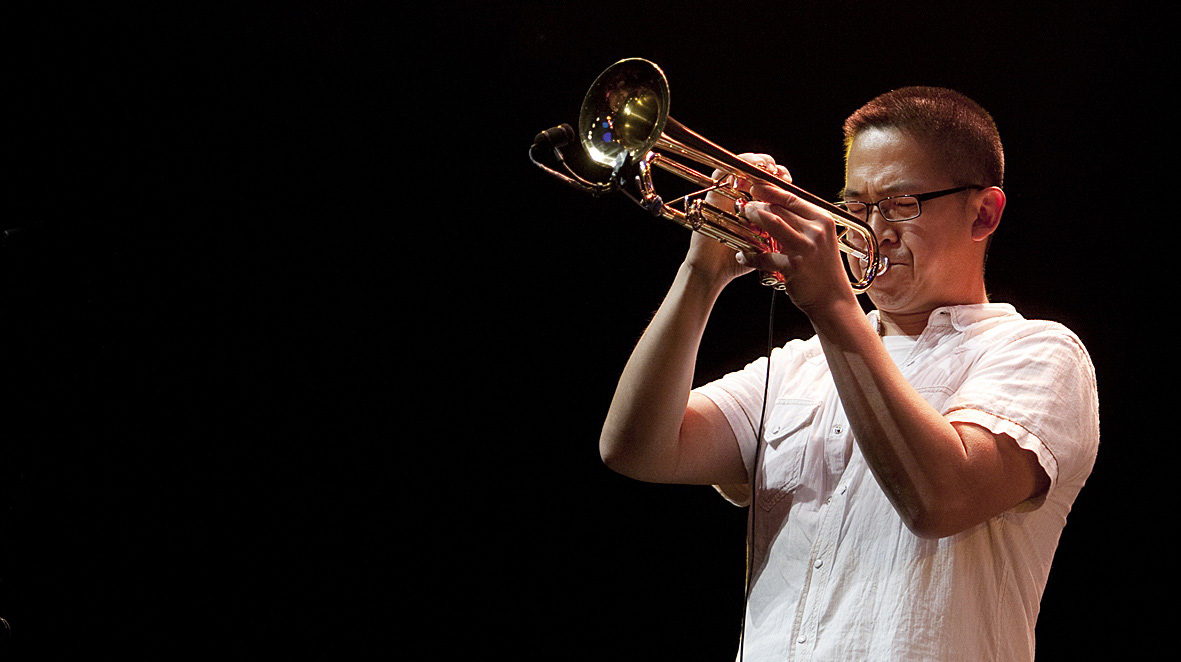 Nghệ sĩ kèn trumpet từng hai lần đoạt giải Grammy - Cường Vũ