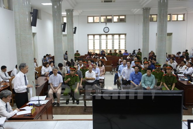 Quang cảnh phiên xét xử chiều 23-9. (Ảnh: Nguyễn Cúc/Vietnam+)