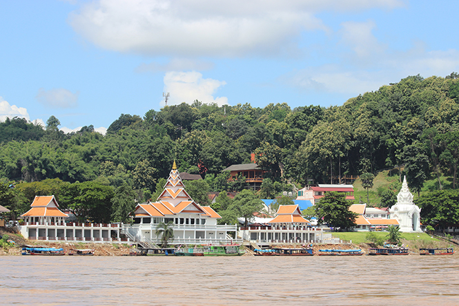 Chiang Mai nhìn từ sông Mê Kông.